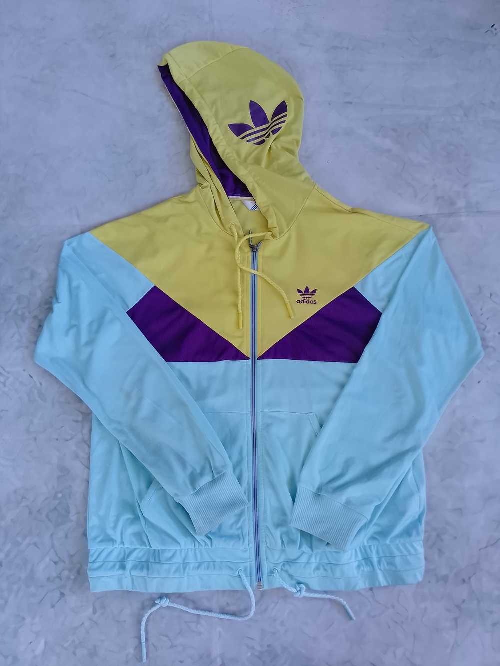 ADIDAS TRACK STYLE JACKET
